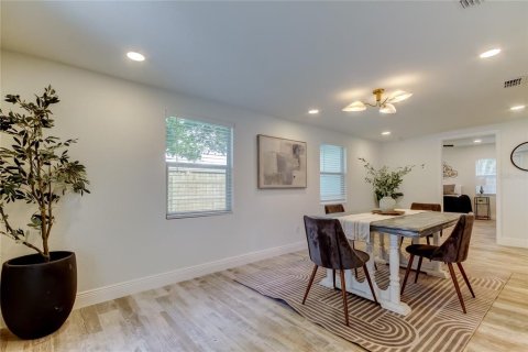 Villa ou maison à vendre à Clearwater, Floride: 3 chambres, 131.92 m2 № 1900319 - photo 15
