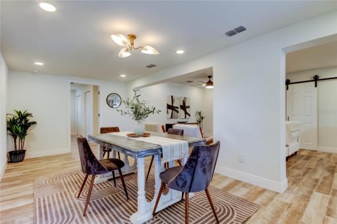 Villa ou maison à vendre à Clearwater, Floride: 3 chambres, 131.92 m2 № 1900319 - photo 14