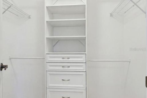 Купить виллу или дом в Лейкленд, Флорида 9 комнат, 224.27м2, № 2411396 - фото 30