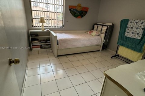 Copropriété à vendre à Miami, Floride: 3 chambres, 114.18 m2 № 2153799 - photo 21