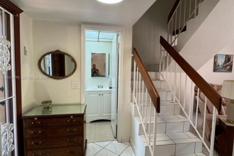 Copropriété à vendre à Miami, Floride: 3 chambres, 114.18 m2 № 2153799 - photo 4