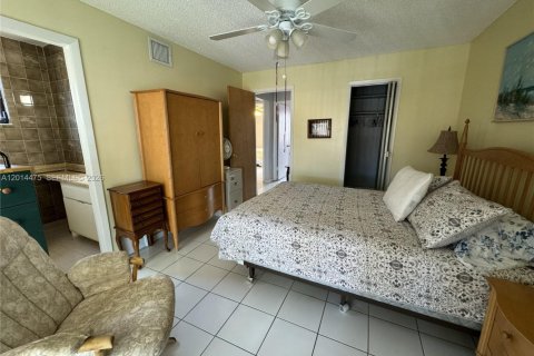 Copropriété à vendre à Miami, Floride: 3 chambres, 114.18 m2 № 2153799 - photo 16