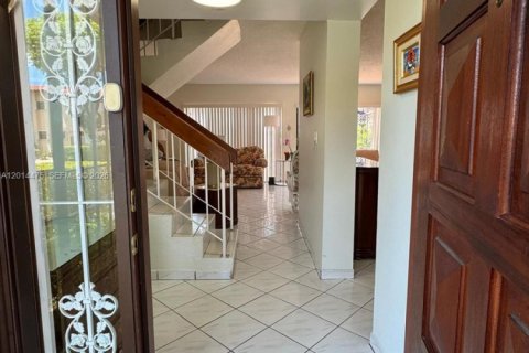 Copropriété à vendre à Miami, Floride: 3 chambres, 114.18 m2 № 2153799 - photo 29