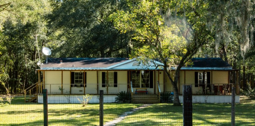 Villa ou maison à Keystone Heights, Floride 3 chambres, 107.02 m2 № 801574
