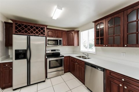 Villa ou maison à louer à Lehigh Acres, Floride: 3 chambres, 121.79 m2 № 2381113 - photo 7