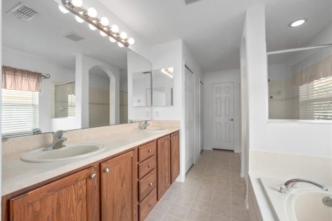 Casa en alquiler en Kissimmee, Florida, 3 dormitorios, 223.52 m2 № 1655760 - foto 26