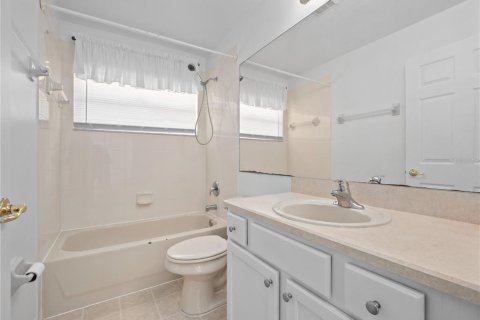 Casa en alquiler en Kissimmee, Florida, 3 dormitorios, 223.52 m2 № 1655760 - foto 17