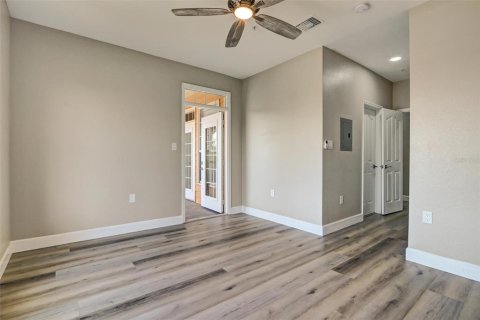 Condo in Tampa, Florida, 2 bedrooms  № 1354176 - photo 23