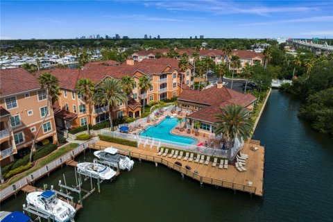 Condo in Tampa, Florida, 2 bedrooms  № 1354176 - photo 24