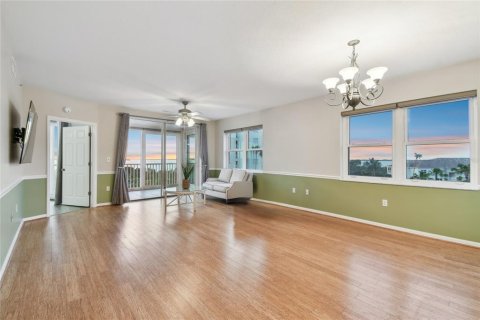 Condo in Palmetto, Florida, 3 bedrooms  № 1649943 - photo 5