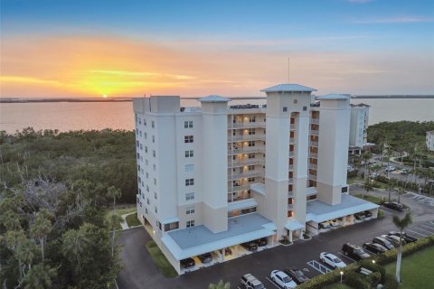 Condo in Palmetto, Florida, 3 bedrooms  № 1649943 - photo 1