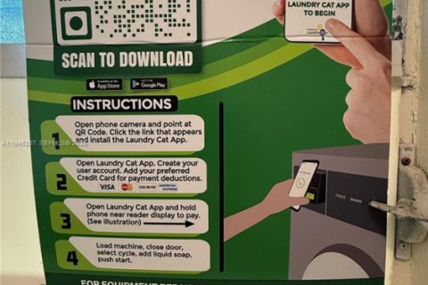 Condo in Lighthouse Point, Florida, 1 bedroom  № 2002649 - photo 17