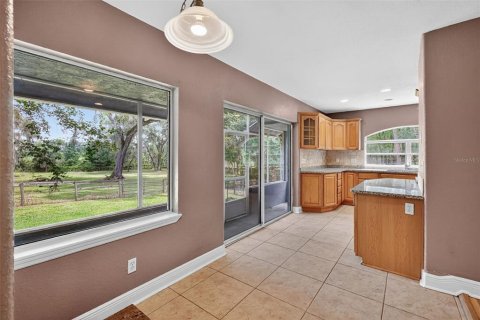 Casa en venta en Ocala, Florida, 4 dormitorios, 285.21 m2 № 1903712 - foto 13