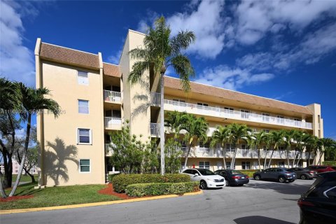 Купить кондоминиум в Санрайз, Флорида 3 спальни, 127.28м2, № 2020118 - фото 24