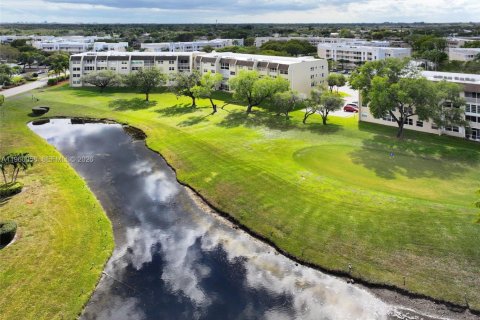 Купить кондоминиум в Санрайз, Флорида 3 спальни, 127.28м2, № 2020118 - фото 30