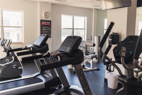 Condominio en venta en Miami Beach, Florida, 1 dormitorio, 83.43 m2 № 1994588 - foto 21