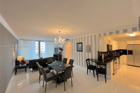 Condominio en venta en Miami Beach, Florida, 1 dormitorio, 83.43 m2 № 1994588 - foto 13