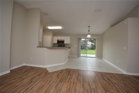 Villa ou maison à louer à Palm Coast, Floride: 4 chambres, 136.66 m2 № 1866224 - photo 7