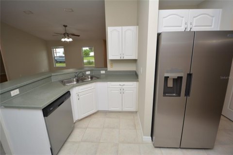 Villa ou maison à louer à Palm Coast, Floride: 4 chambres, 136.66 m2 № 1866224 - photo 15