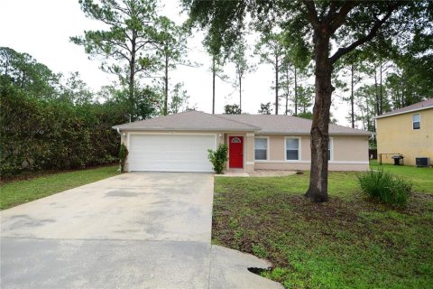 Villa ou maison à louer à Palm Coast, Floride: 4 chambres, 136.66 m2 № 1866224 - photo 1