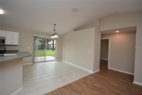 Villa ou maison à louer à Palm Coast, Floride: 4 chambres, 136.66 m2 № 1866224 - photo 9