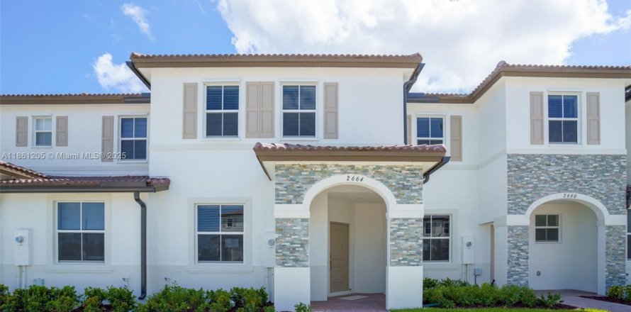 Touwnhouse à Homestead, Floride 3 chambres, 154.96 m2 № 1892404