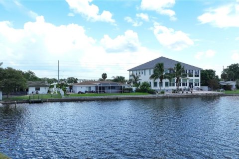 Villa ou maison à vendre à Safety Harbor, Floride: 3 chambres, 184.88 m2 № 2339251 - photo 24