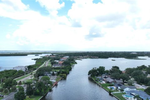Villa ou maison à vendre à Safety Harbor, Floride: 3 chambres, 184.88 m2 № 2339251 - photo 29