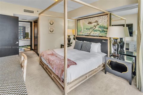 Condominio en venta en Miami, Florida, 2 dormitorios, 135.54 m2 № 2074462 - foto 18