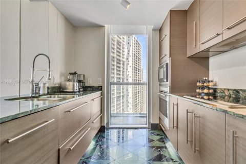 Condominio en venta en Miami, Florida, 2 dormitorios, 135.54 m2 № 2074462 - foto 8
