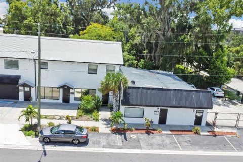 Propiedad comercial en alquiler en Kissimmee, Florida № 2111840 - foto 15