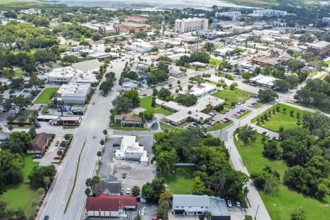 Propiedad comercial en alquiler en Kissimmee, Florida № 2111840 - foto 14