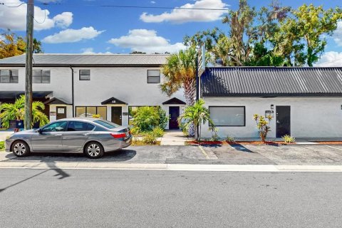 Propiedad comercial en Kissimmee, Florida № 2111840