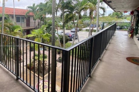 Condo in Wilton Manors, Florida, 2 bedrooms  № 2040743