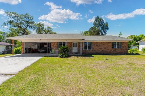 House in Ocala, Florida 3 bedrooms, 144.93 sq.m. № 2115169 - photo 4