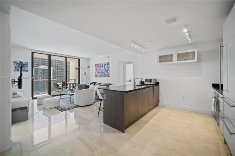 Condominio en alquiler en Miami, Florida, 2 dormitorios, 123.1 m2 № 1756080 - foto 9