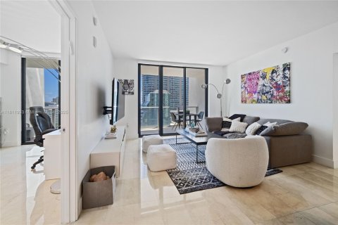 Condominio en alquiler en Miami, Florida, 2 dormitorios, 123.1 m2 № 1756080 - foto 6