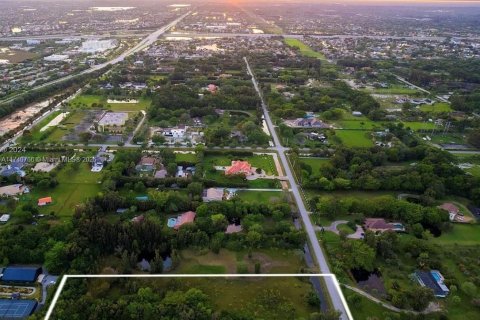 Land in Southwest Ranches, Florida № 1709772 - photo 3