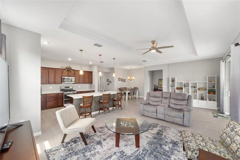 House in Ocala, Florida 3 bedrooms, 181.9 sq.m. № 1913682 - photo 15