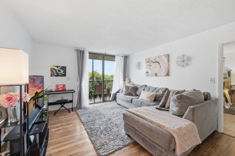 Copropriété à vendre à Lauderhill, Floride: 2 chambres, 100.8 m2 № 2146348 - photo 3