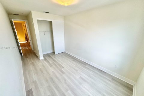 Снять в аренду кондоминиум в Майами, Флорида 3 спальни, 178.65м2, № 2057839 - фото 13