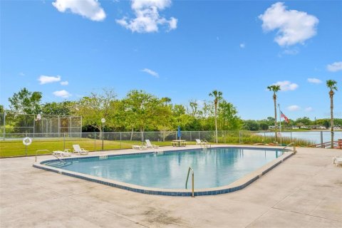 Condo in Orlando, Florida, 2 bedrooms  № 1615139 - photo 23