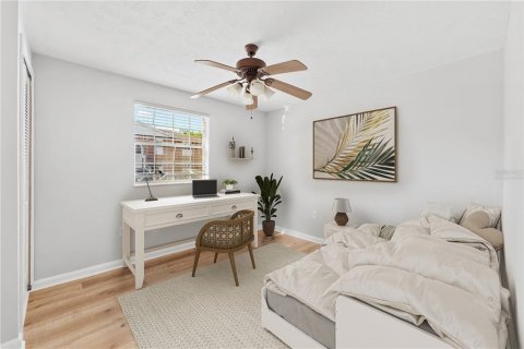 Condo in Orlando, Florida, 2 bedrooms  № 1615139 - photo 15