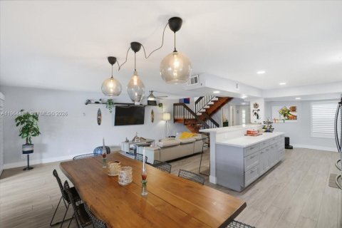 Adosado en venta en Plantation, Florida, 4 dormitorios, 201.6 m2 № 2025974 - foto 25