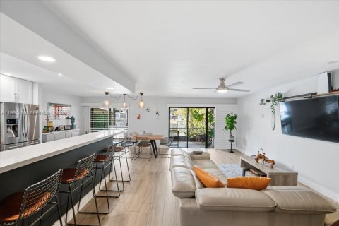 Adosado en venta en Plantation, Florida, 4 dormitorios, 201.6 m2 № 2025974 - foto 15