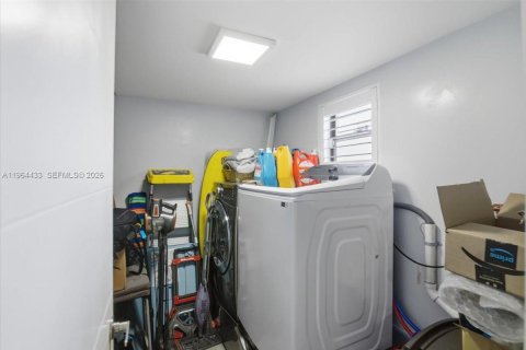 Adosado en venta en Plantation, Florida, 4 dormitorios, 201.6 m2 № 2025974 - foto 12