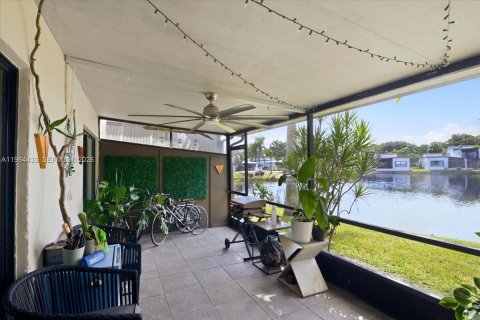 Adosado en venta en Plantation, Florida, 4 dormitorios, 201.6 m2 № 2025974 - foto 29