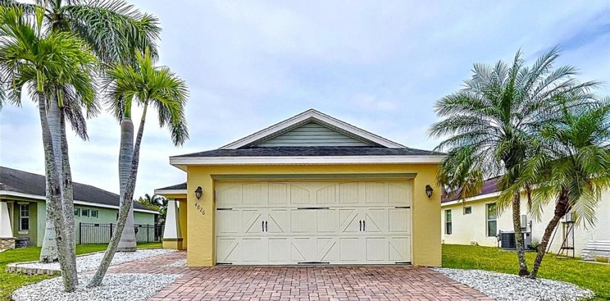 Casa en Bradenton, Florida 3 dormitorios, 130.25 m2 № 1658738