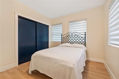 Villa ou maison à louer à Tampa, Floride: 2 chambres, 76.64 m2 № 2413894 - photo 16