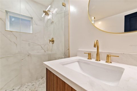 Villa ou maison à louer à Tampa, Floride: 2 chambres, 76.64 m2 № 2413894 - photo 14